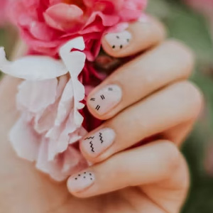 Q Nail & Spa gallery